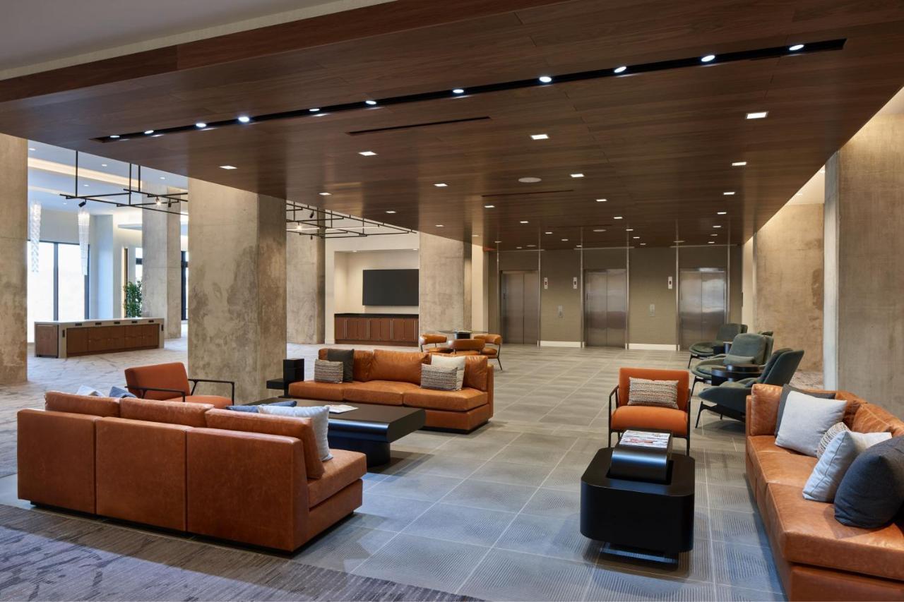 Marriott Metro Centre Hotel 4*