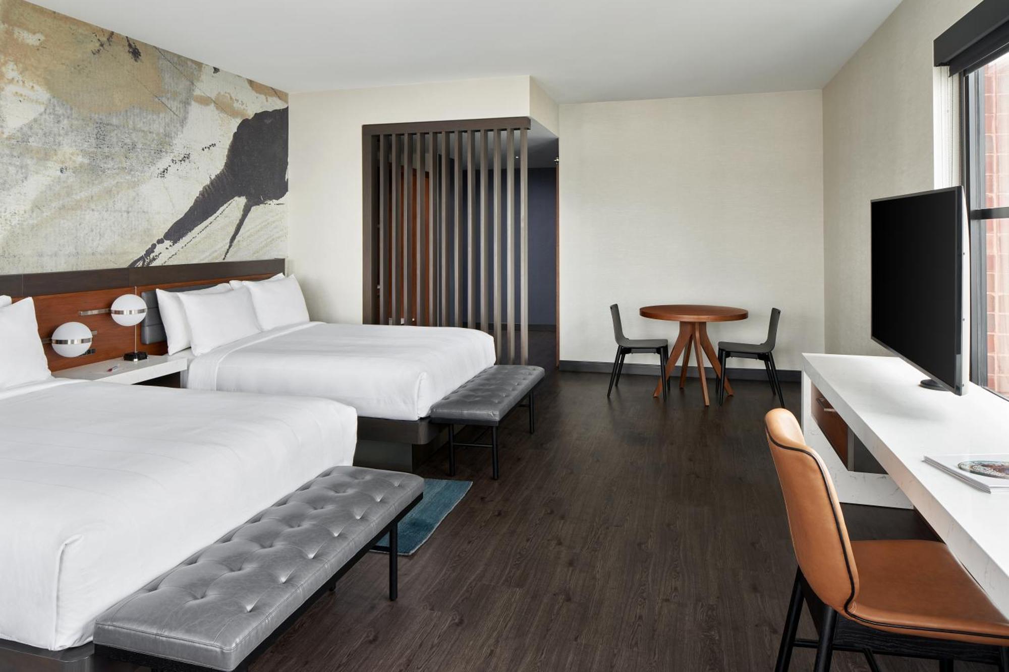 Marriott Metro Centre Hotel